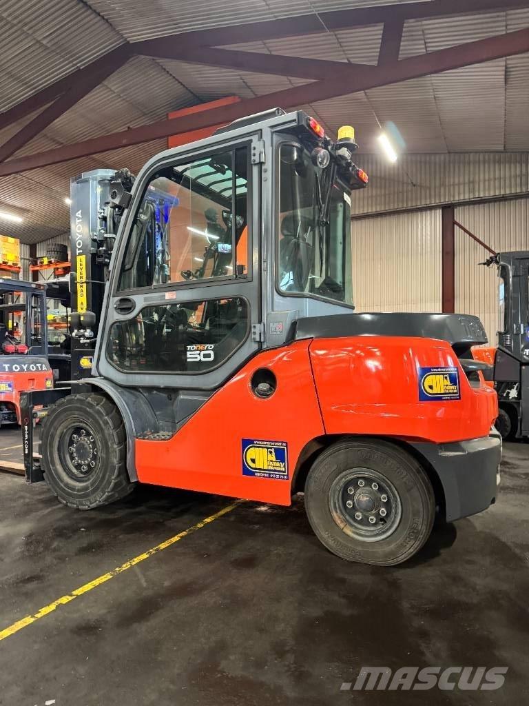 Toyota truck 8FD50N Camiones diesel