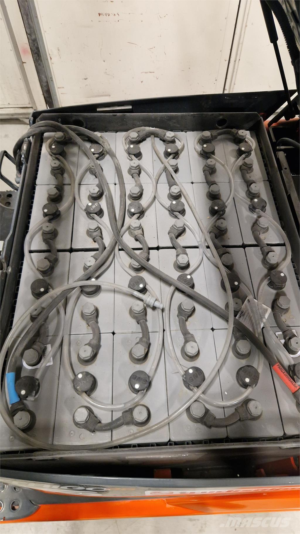 Toyota 8FBEK16T Carretillas de horquilla eléctrica