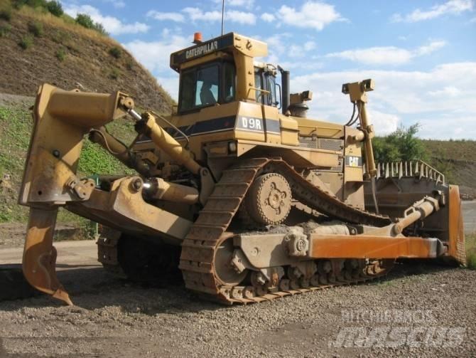 CAT D9R Buldozer sobre oruga