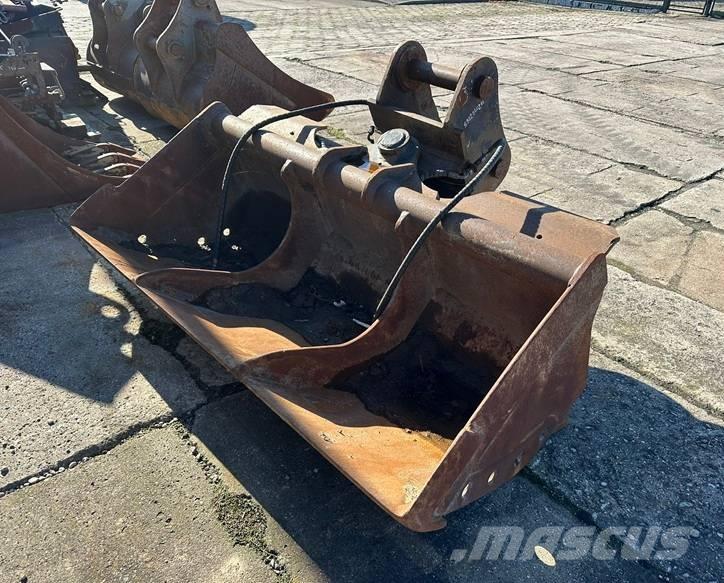 Hitachi ZX170-5B Retroexcavadoras