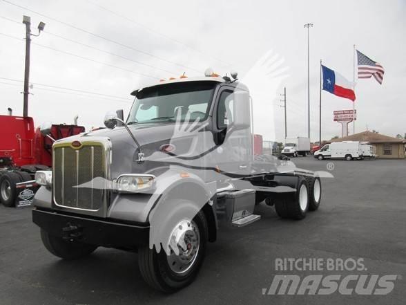 Peterbilt 567 Camiones tractor