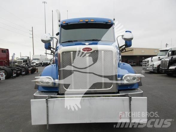 Peterbilt 567 Camiones tractor