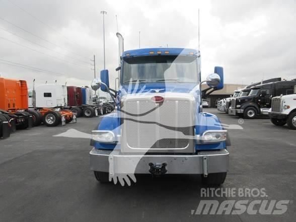 Peterbilt 567 Camiones tractor