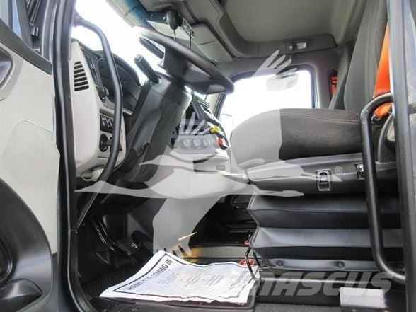 Peterbilt 567 Camiones tractor