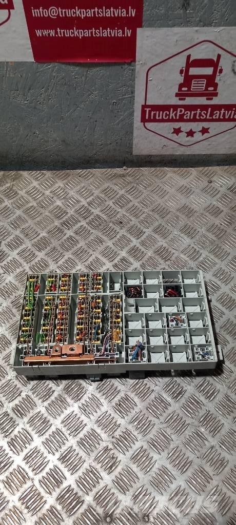 Scania R 440   2096304 Cabinas