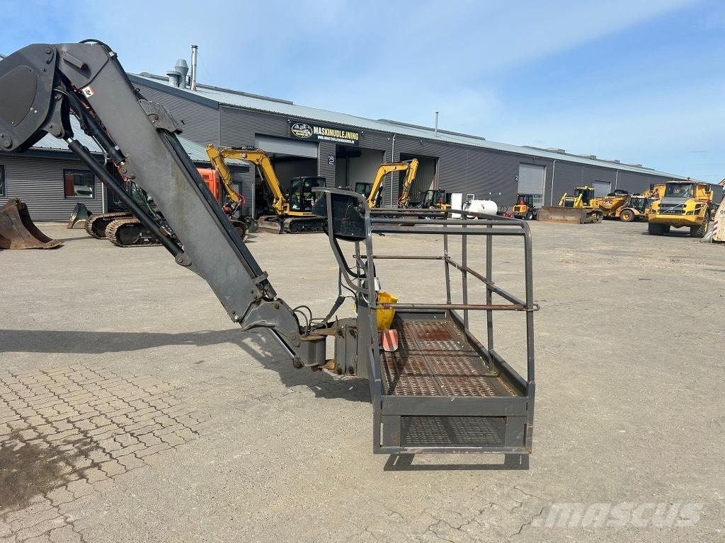 Manitou 280 TJ Plataformas con brazo de elevación manual