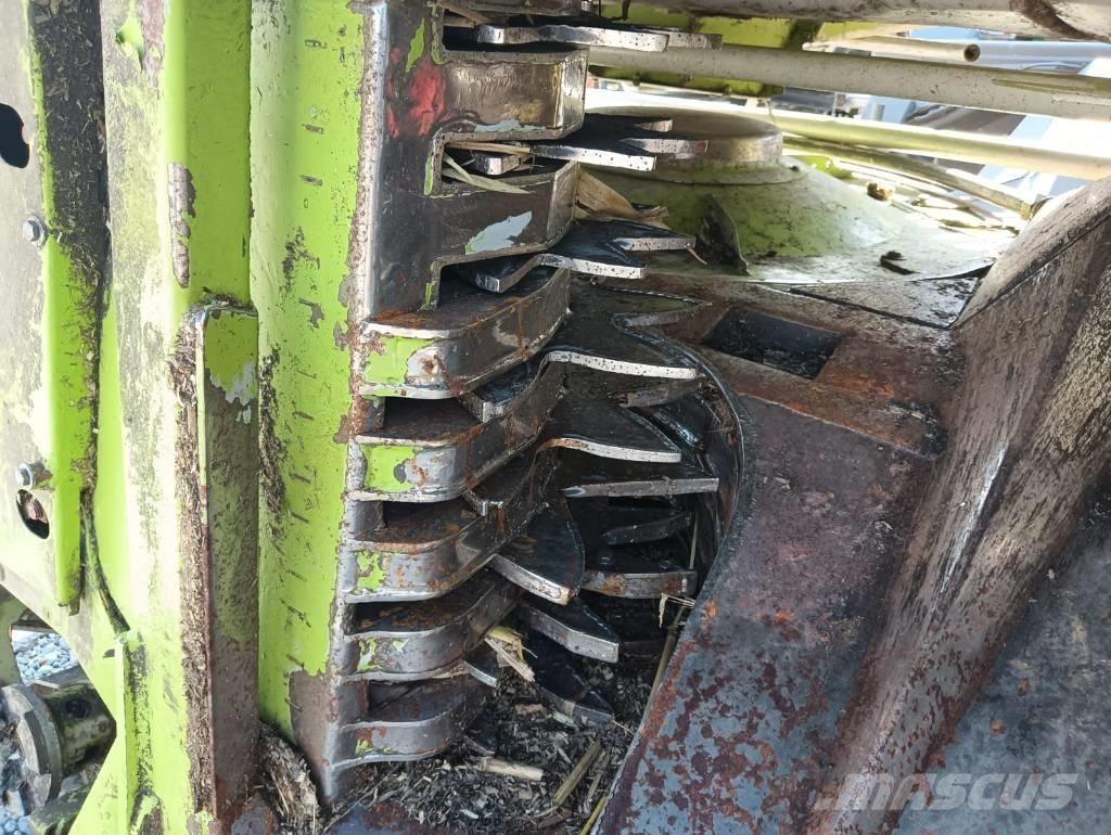 CLAAS Orbis 900 Accesorios para maquinaria de heno y forraje