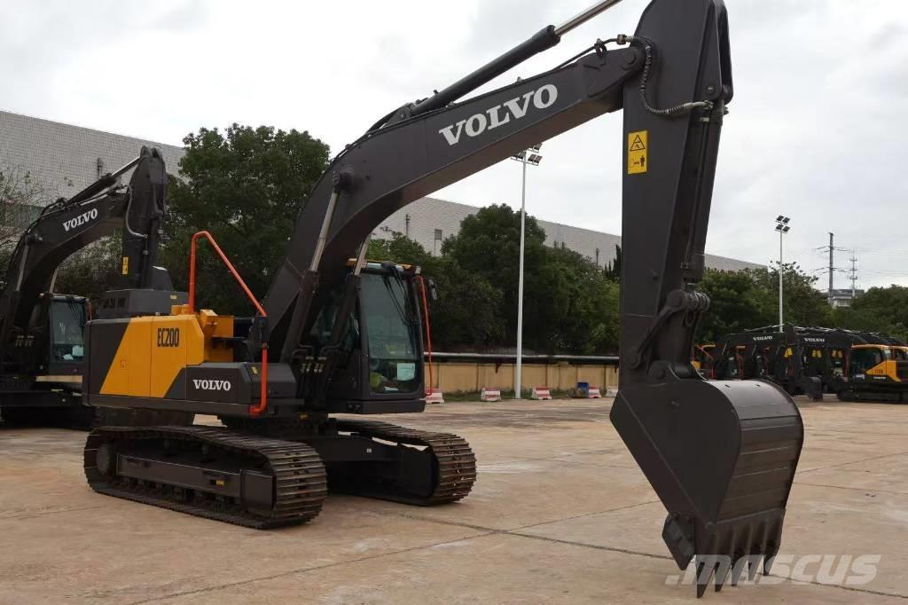 Volvo EC 200 Excavadoras sobre orugas