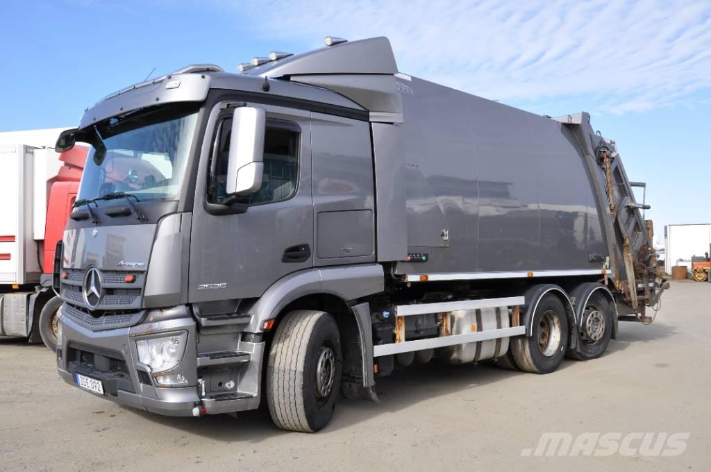 Mercedes-Benz 2535 Camiones de basura
