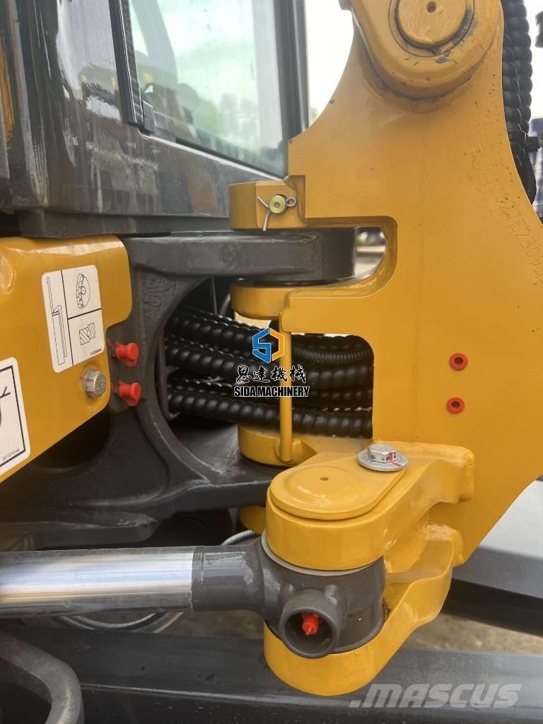 XCMG XE27U Miniexcavadoras