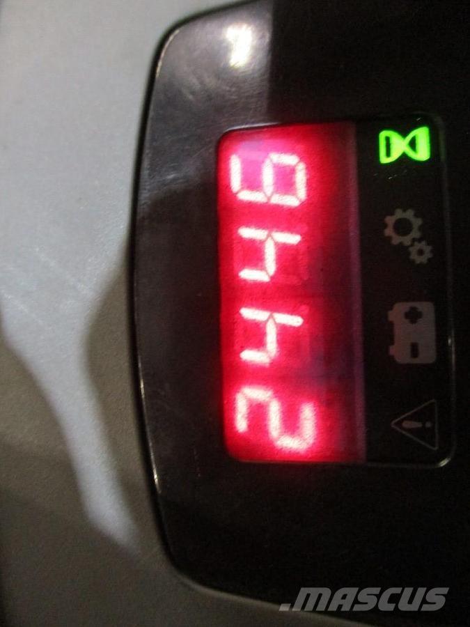 Toyota LPE250 Montacargas con plataformas de baja elevación