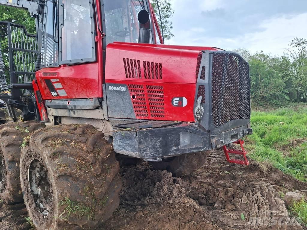 Komatsu 845 Transportadoras