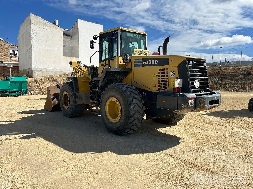 Komatsu WA 380-5 Cargadoras sobre ruedas