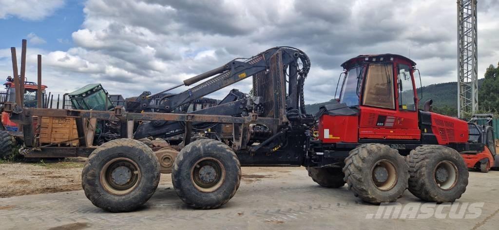 Komatsu 895 Transportadoras