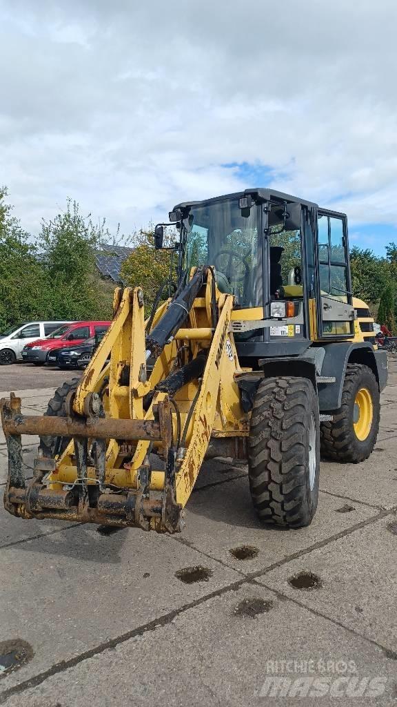 Yanmar V 120 Cargadoras sobre ruedas