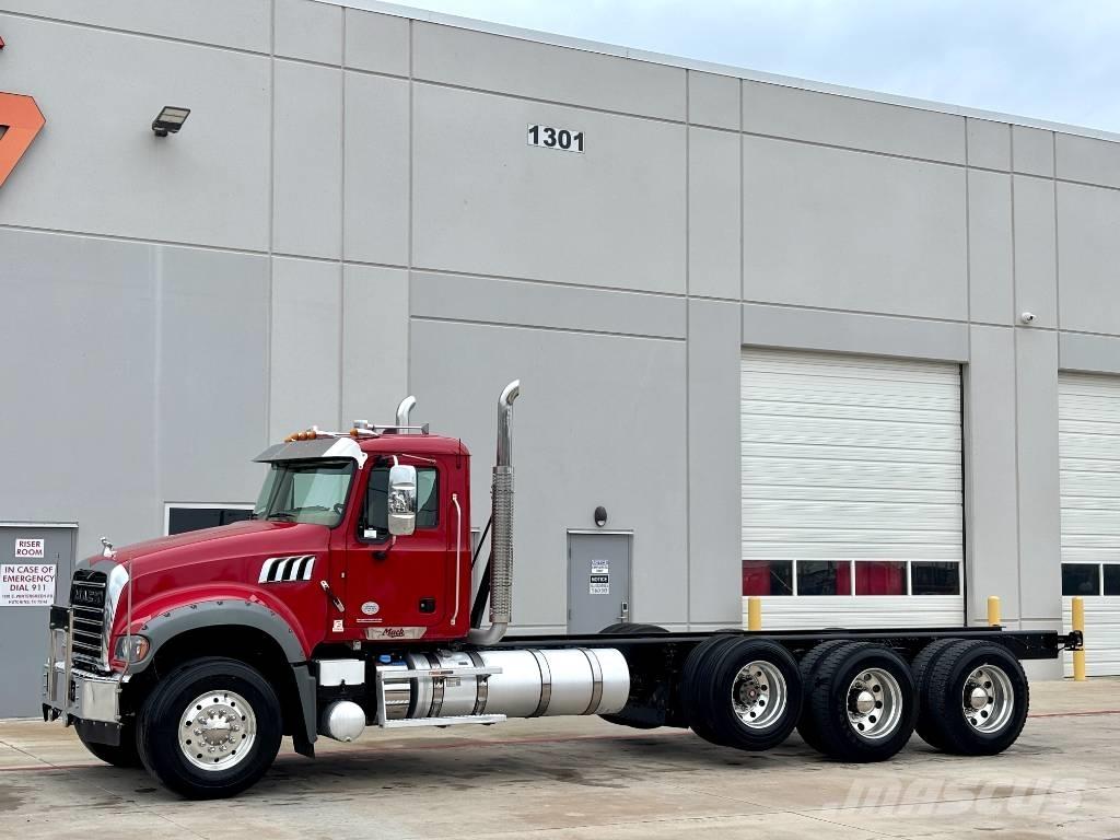 Mack Granite Camiones tractor