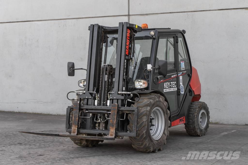 Manitou MC 25-4 Camiones diesel