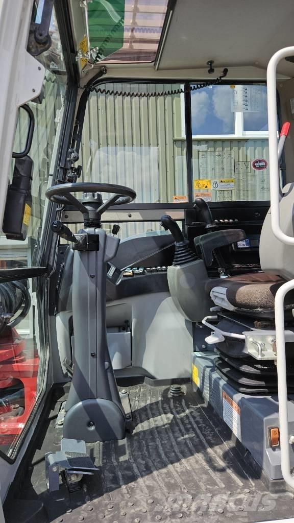 Takeuchi TB295W Excavadoras de ruedas