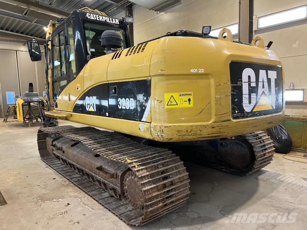 CAT 323 D L Excavadoras sobre orugas