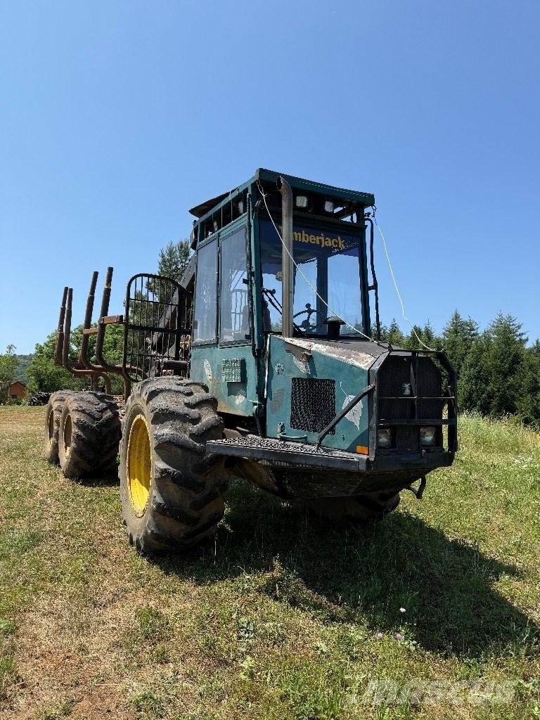 Timberjack 1010 Transportadoras