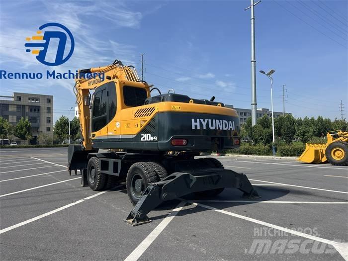 Hyundai R210W-9 Excavadoras de ruedas