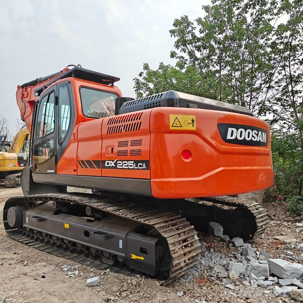 Doosan DX225-9C Excavadoras sobre orugas