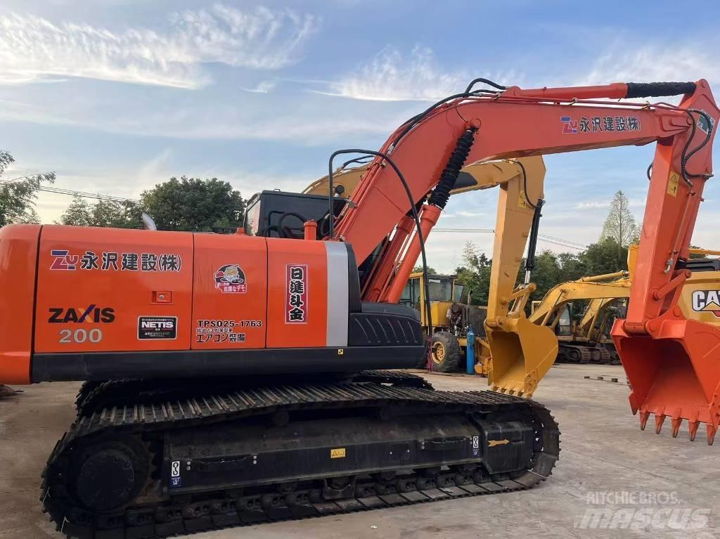 Hitachi ZX 200 Excavadoras sobre orugas