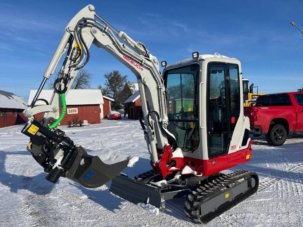 Takeuchi TB225 Miniexcavadoras