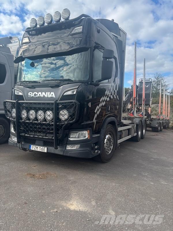 Scania R650B6X4NB Transportes de madera