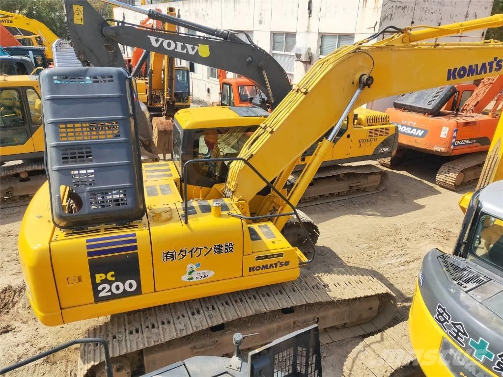 Komatsu PC200-7 Excavadoras sobre orugas