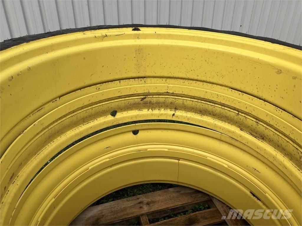 Taurus 270/95R44 Ruedas