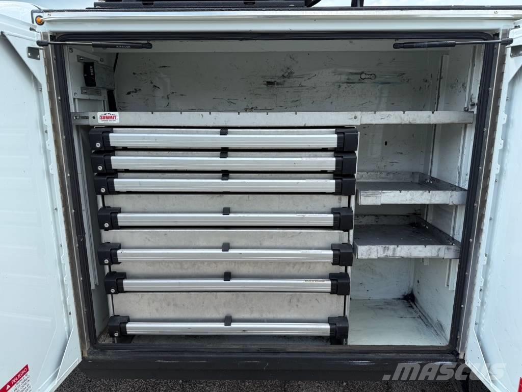 RAM 5500 TRADESMAN Vehículos municipales multiusos