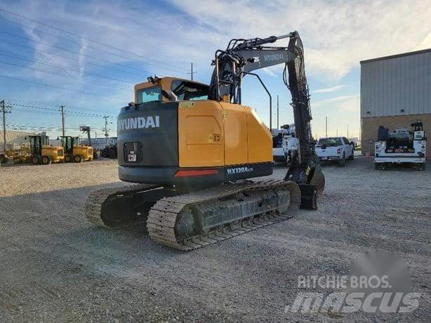 Hyundai HX130 Excavadoras sobre orugas