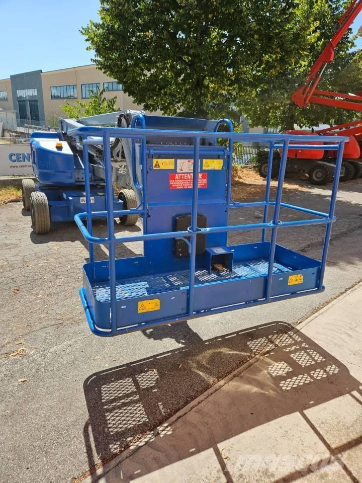 Genie Z 45/25 J DC Plataformas con brazo de elevación manual