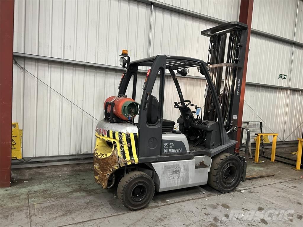 Nissan U1D2A20LQ Camiones LPG