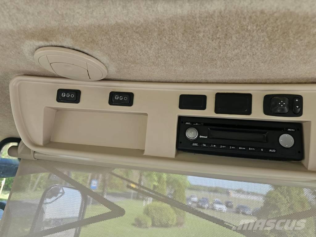 John Deere 8245 R Tractores