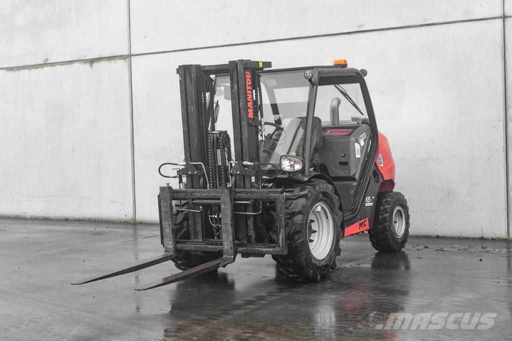 Manitou MC 30-4 D Camiones diesel