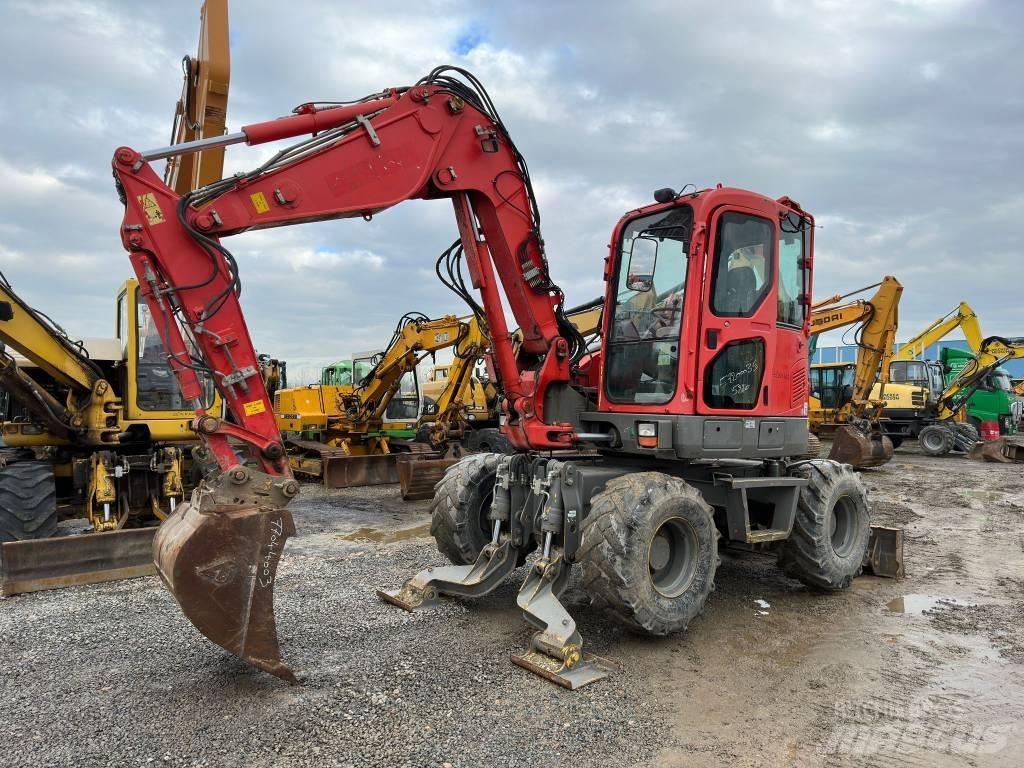 Komatsu PW98MR-8 Excavadoras de ruedas