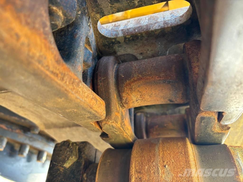 CAT 323 Excavadoras sobre orugas