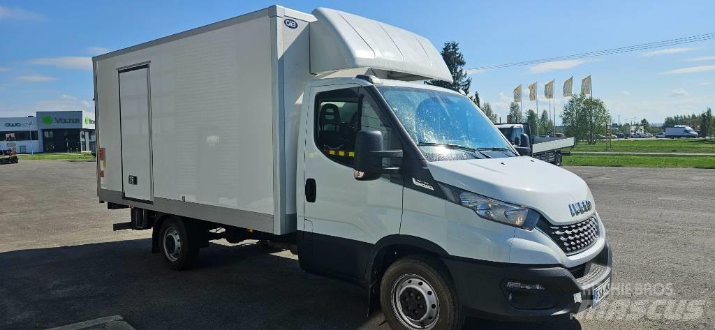 Iveco Daily 35S14A8 Vehículos de caha cerrada