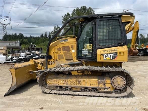 CAT D5K2 LGP Buldozer sobre oruga