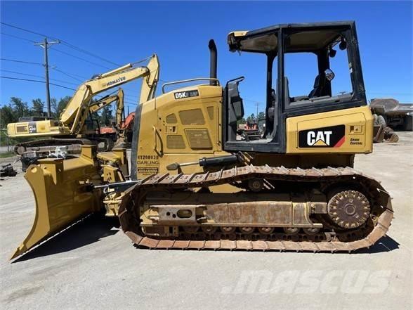 CAT D5K2 LGP Buldozer sobre oruga