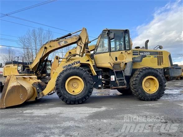 Komatsu WA320 Cargadoras sobre ruedas