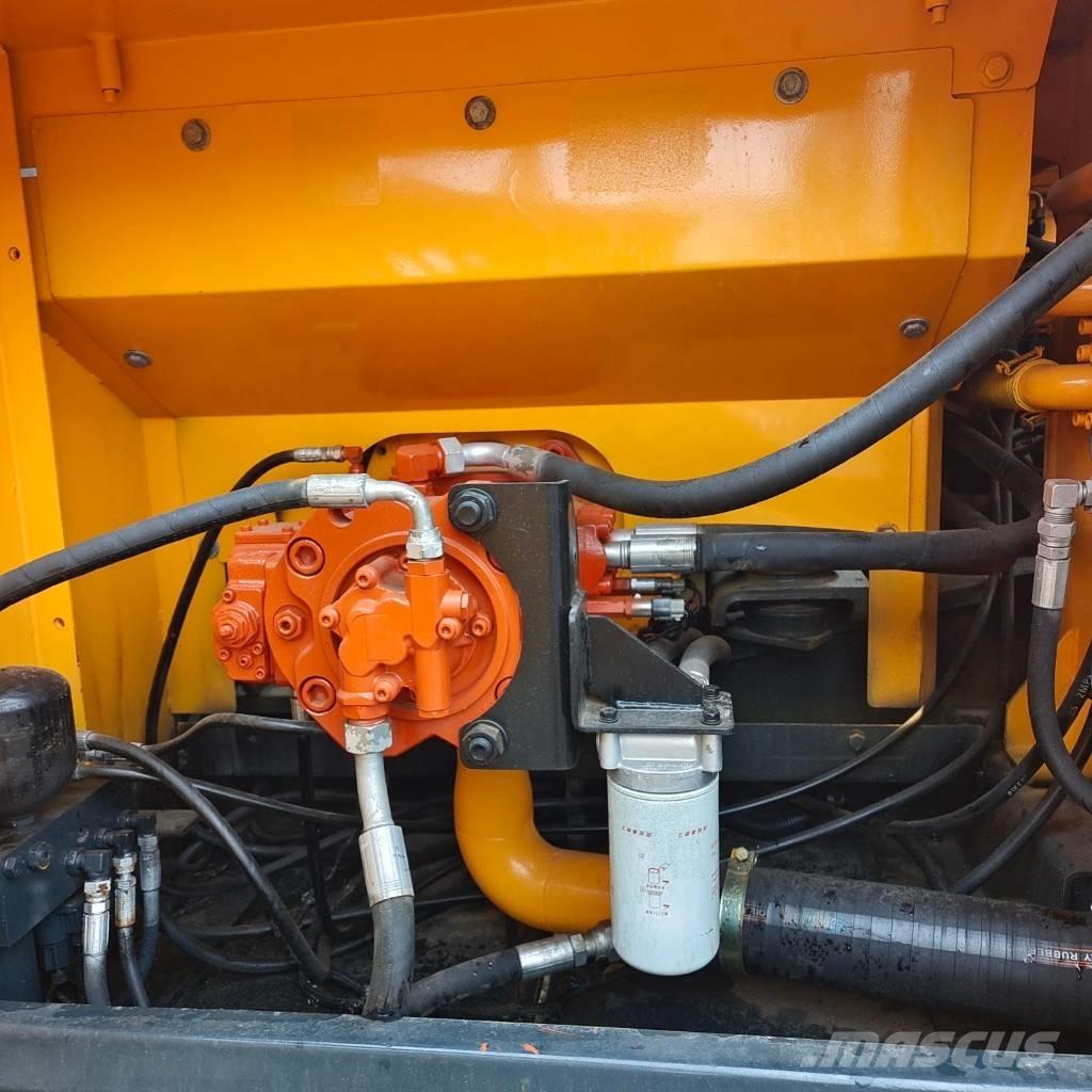 Hyundai 305LC-9T Excavadoras sobre orugas