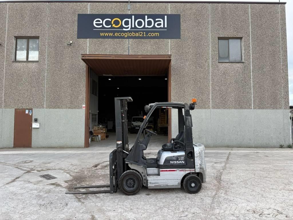 Nissan FD01 A 15 Q Camiones diesel