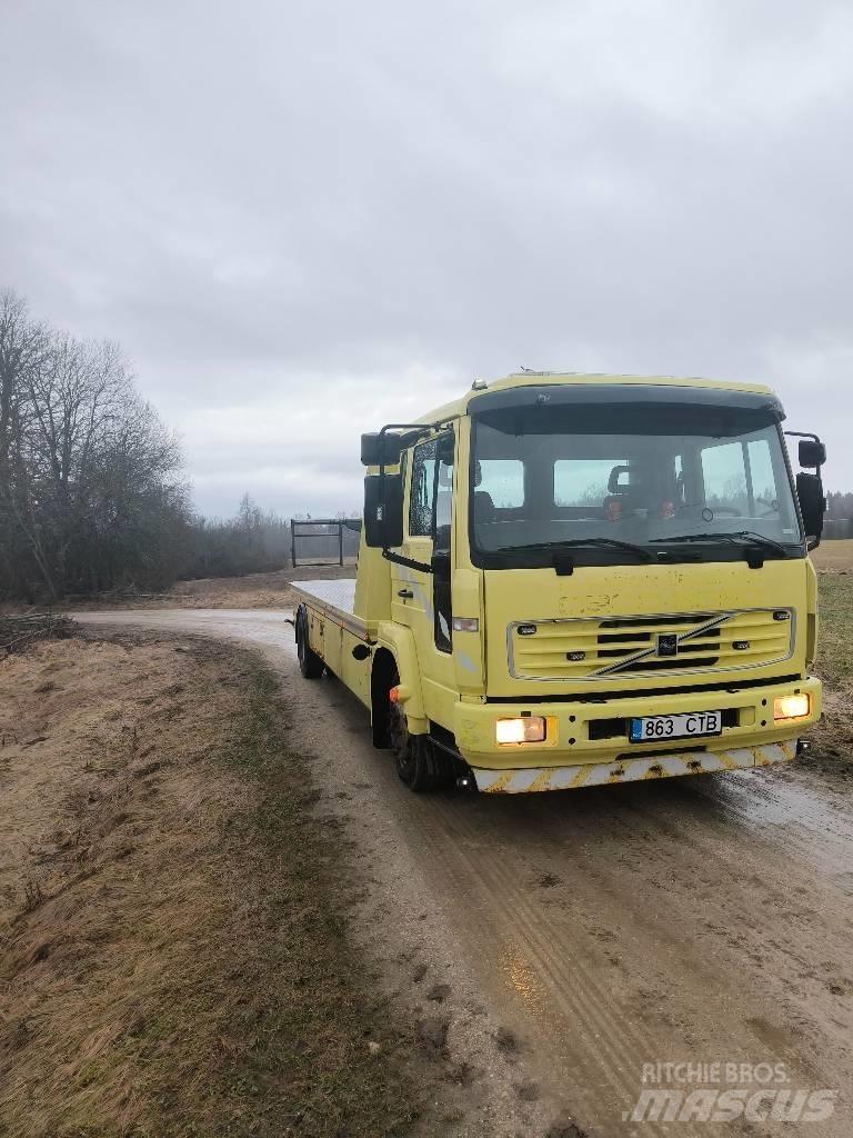 Volvo FL 6 Camiones portavehículos