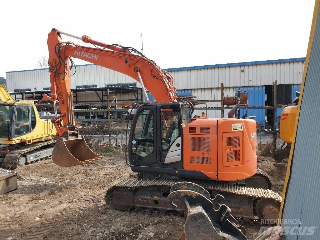 Hitachi ZX225USLC Excavadoras sobre orugas