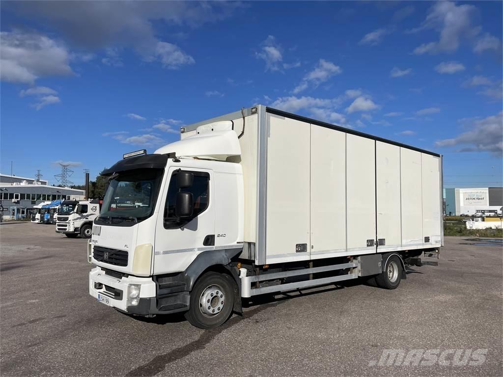 Volvo FL240 4x2 Camiones con caja de remolque