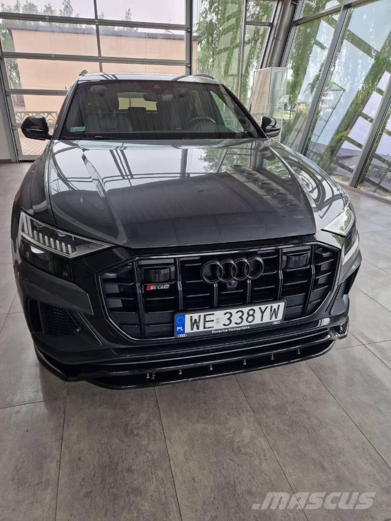 Audi SQ8 Carros