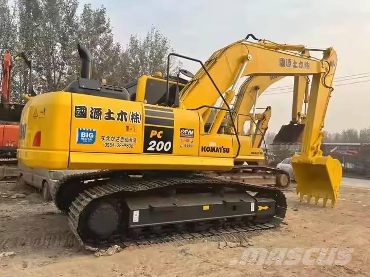 Komatsu PC 200 Excavadoras sobre orugas